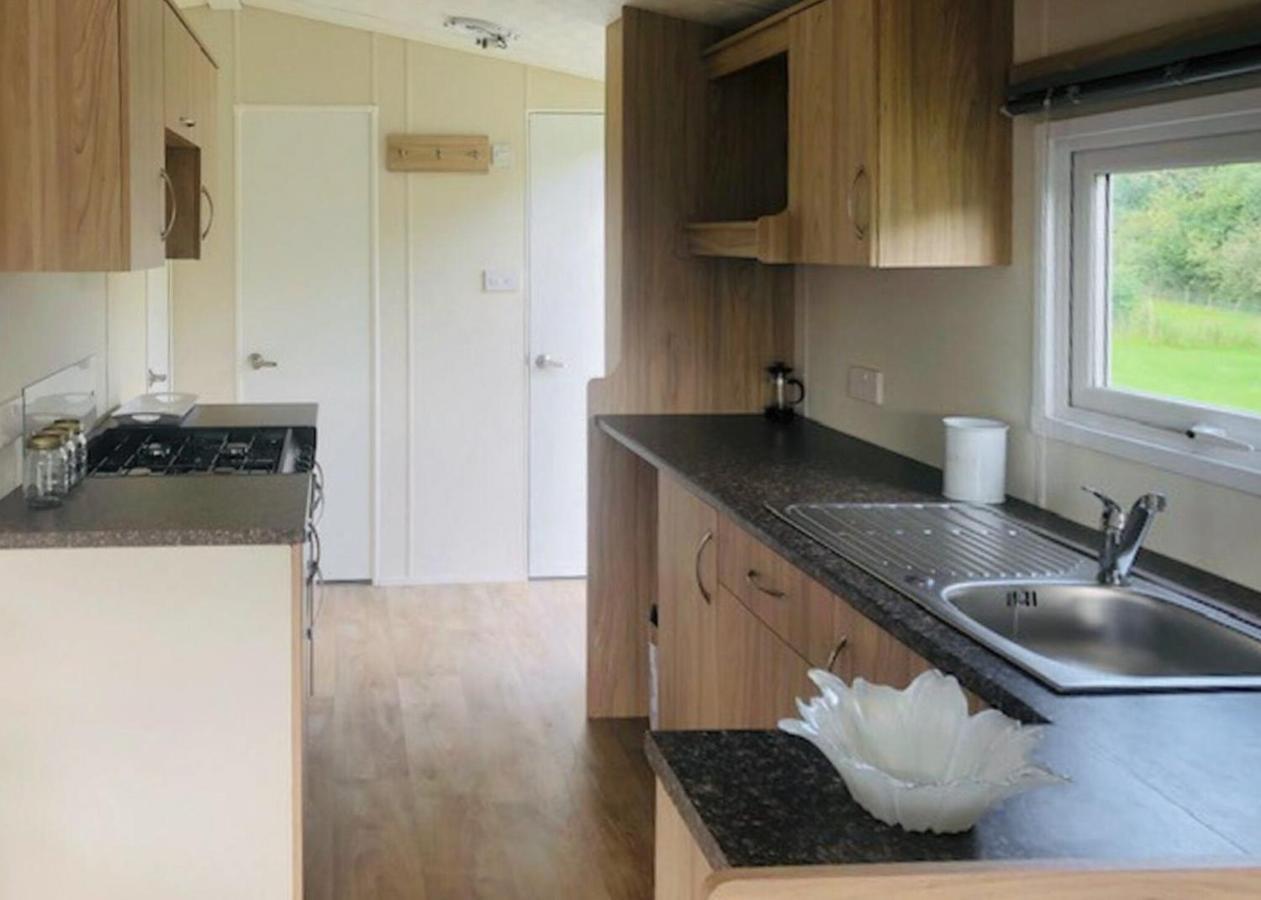Docker Holiday Park Hotel Carnforth Eksteriør billede