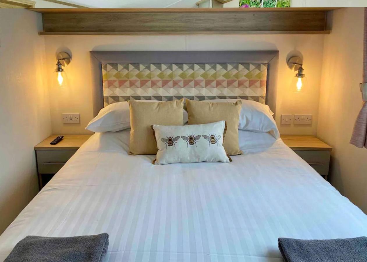Docker Holiday Park Hotel Carnforth Eksteriør billede