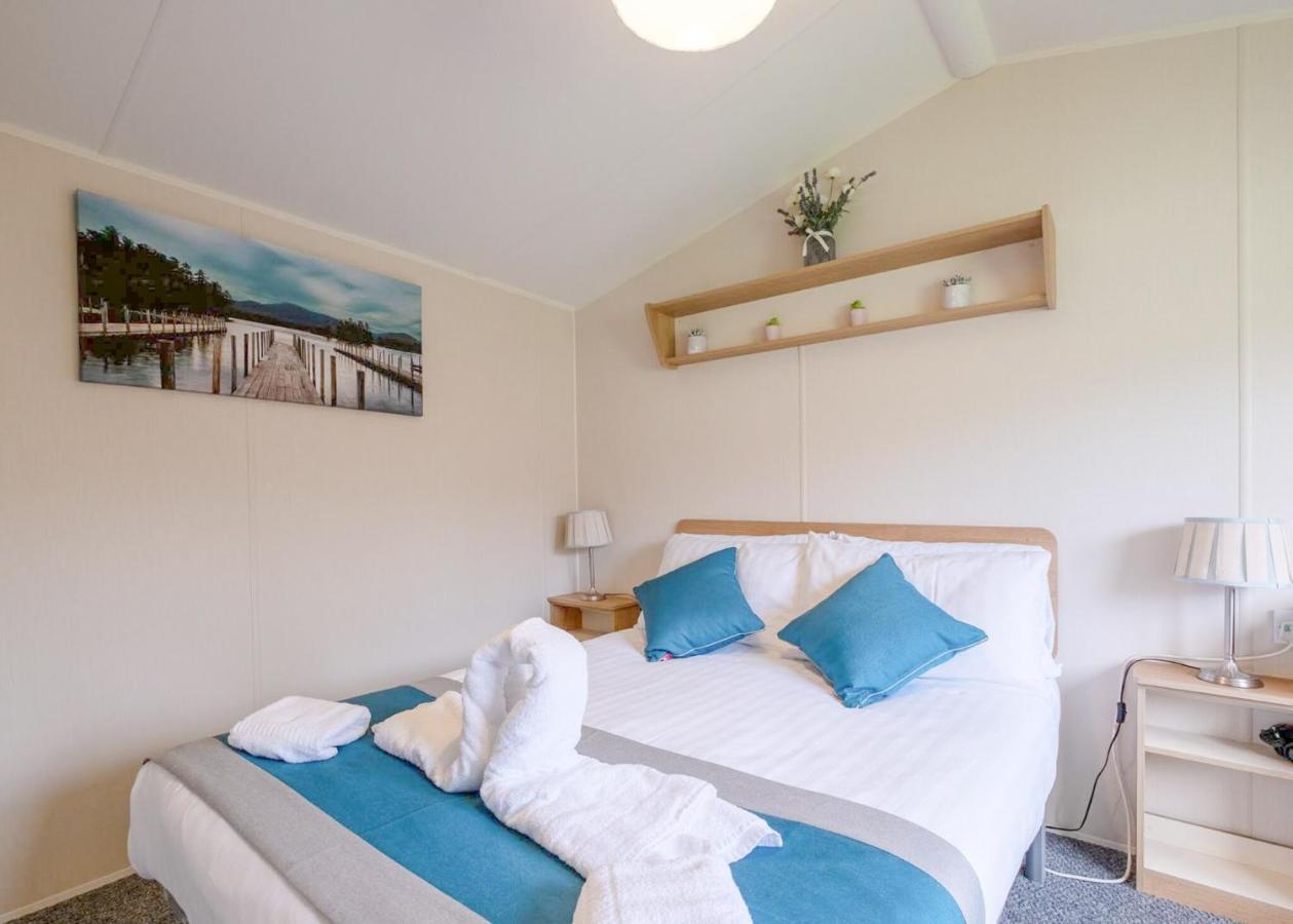 Docker Holiday Park Hotel Carnforth Eksteriør billede