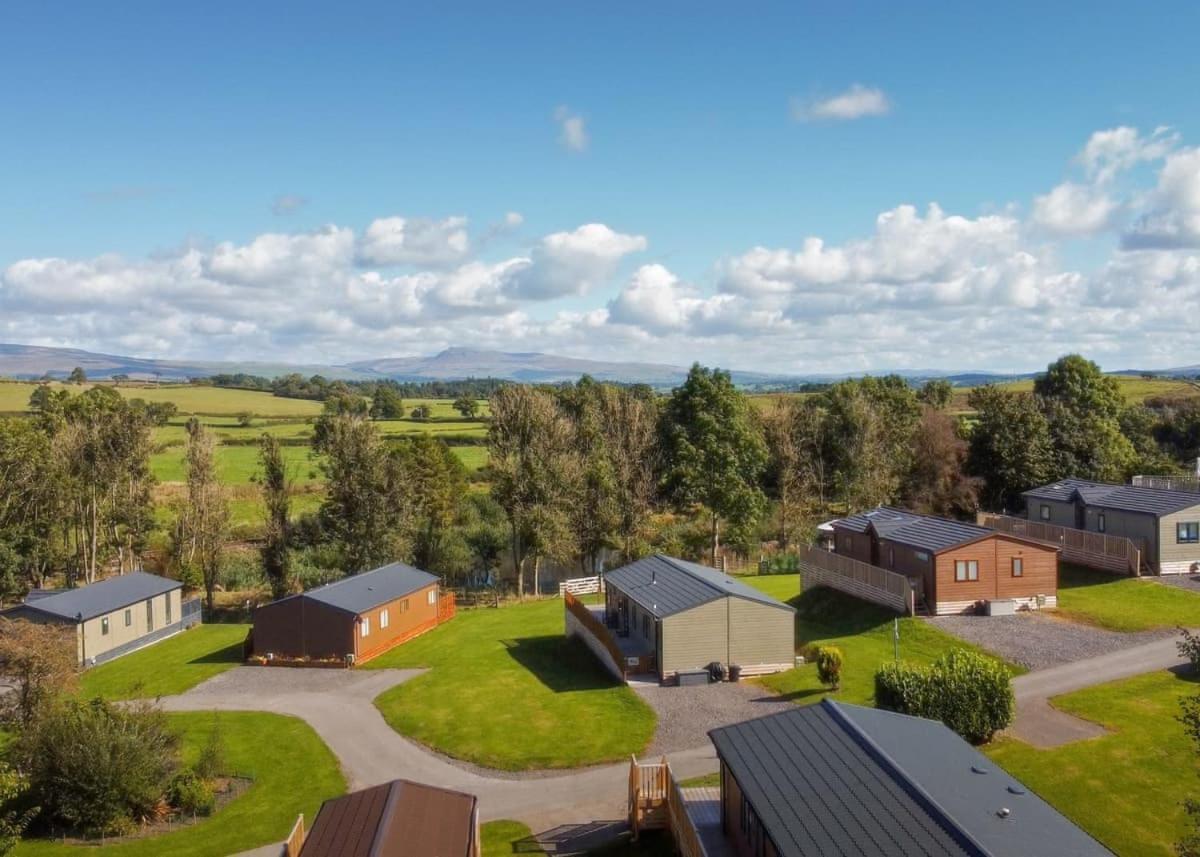 Docker Holiday Park Hotel Carnforth Eksteriør billede